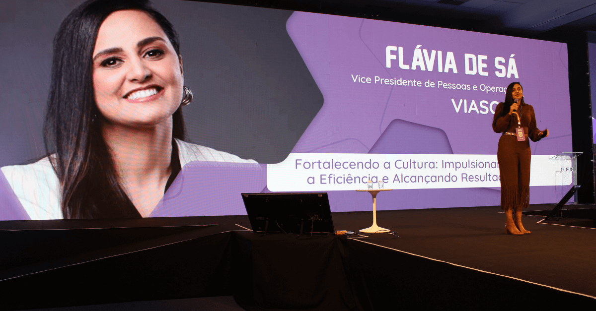 Flávia de Sá palestrou sobre cultura organizacional e liderança